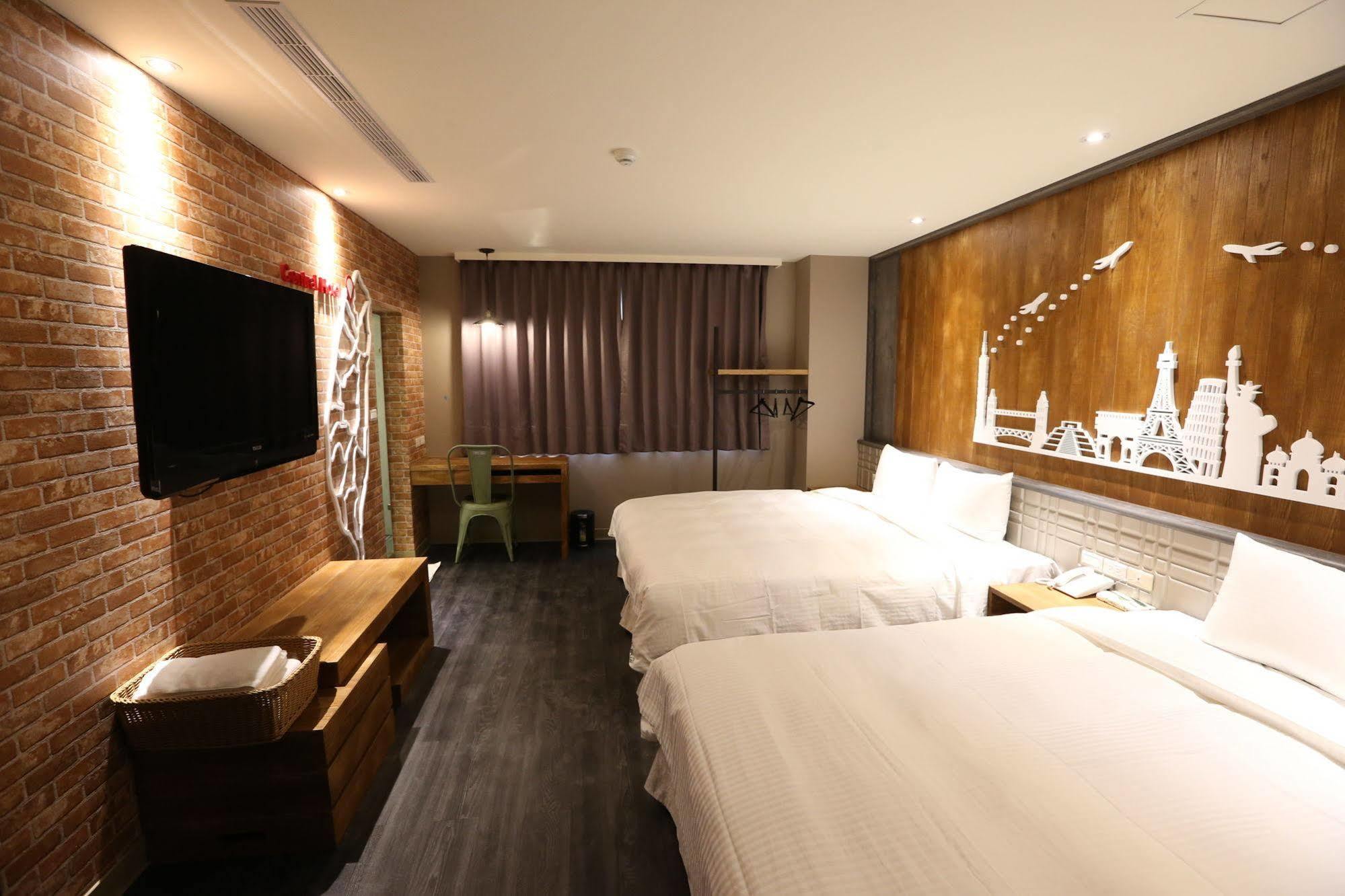 Central Hotel Taoyuan Exterior photo